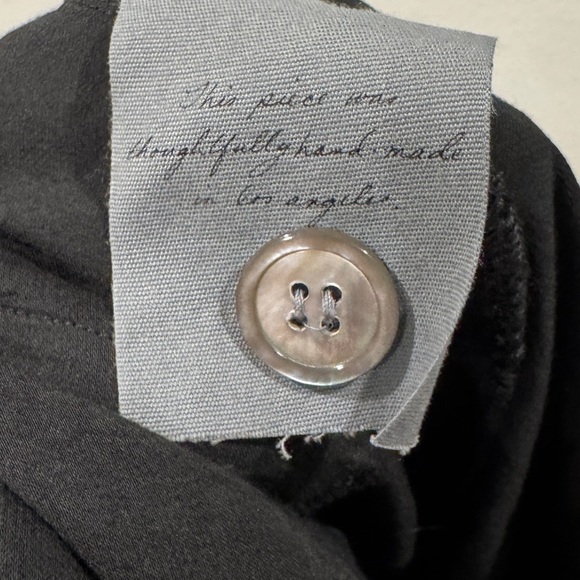 Raquel Allegra Black Satin Single Button Closure Fold Over Pocket Blazer Size 0 - Picture 15 of 15